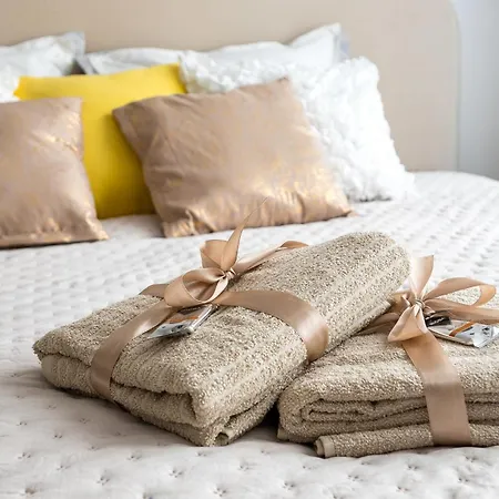 Oasis Charming Loft In A Historic Tenement House 900 M From Station