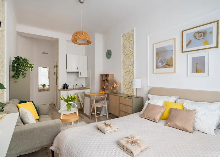 Oasis Charming Loft In A Historic Tenement House 900 M From Station