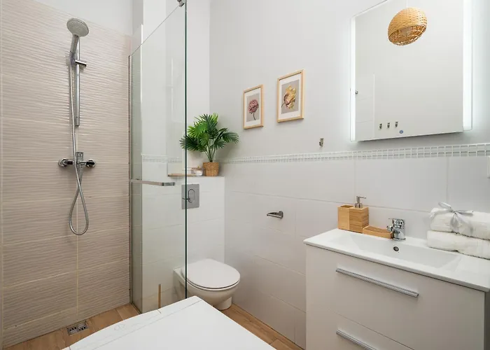 Oasis Charming Loft In A Historic Tenement House 900 M From Station