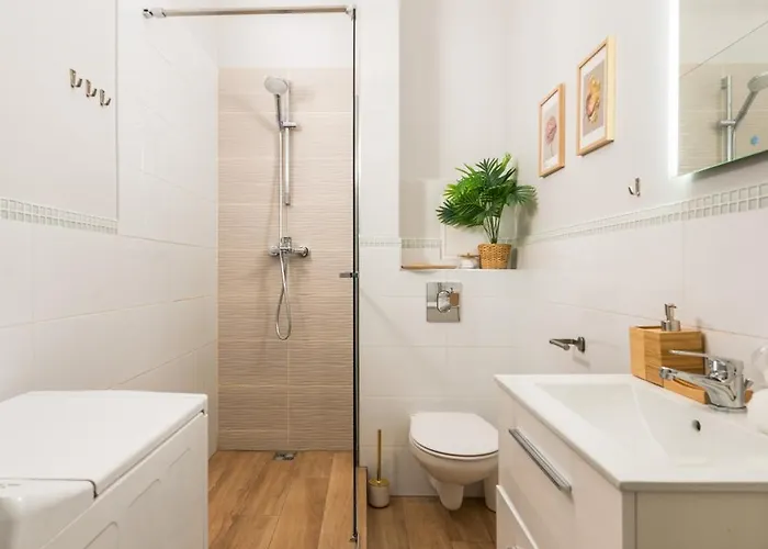 Oasis Charming Loft In A Historic Tenement House 900 M From Station