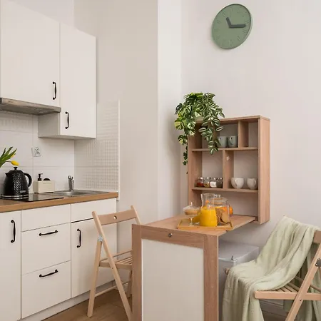 Apartamento Oasis Charming Loft In A Historic Tenement House 900 M From Station *